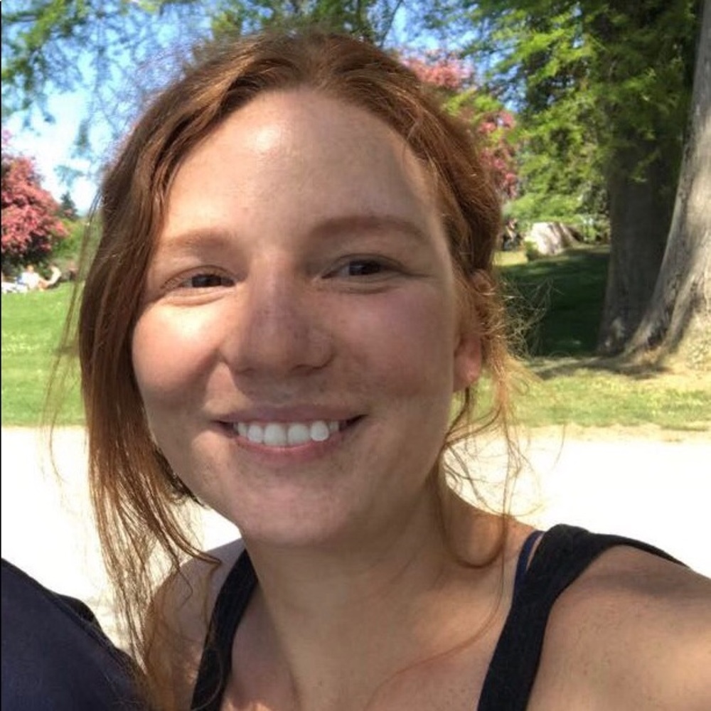 Meet your Posher, Caroline